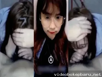 Sahabat cewek pertama kali coba ngisep kontol